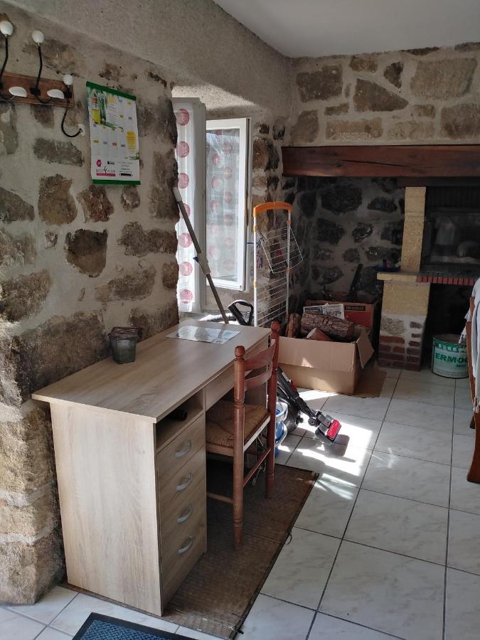 Appartamento Chaleureux à la campagne Saint-Germain-Laprade Esterno foto