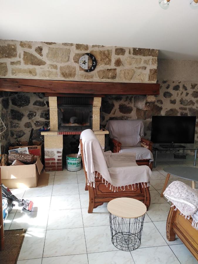 Appartamento Chaleureux à la campagne Saint-Germain-Laprade Esterno foto